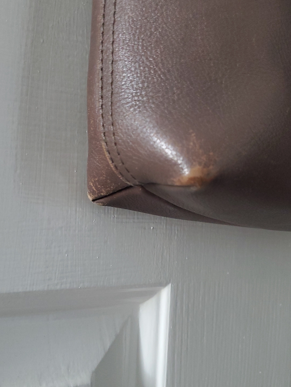 ✅ The Zip-Top Transport Crossbody, Gray/Brown - Picture 10 of 13